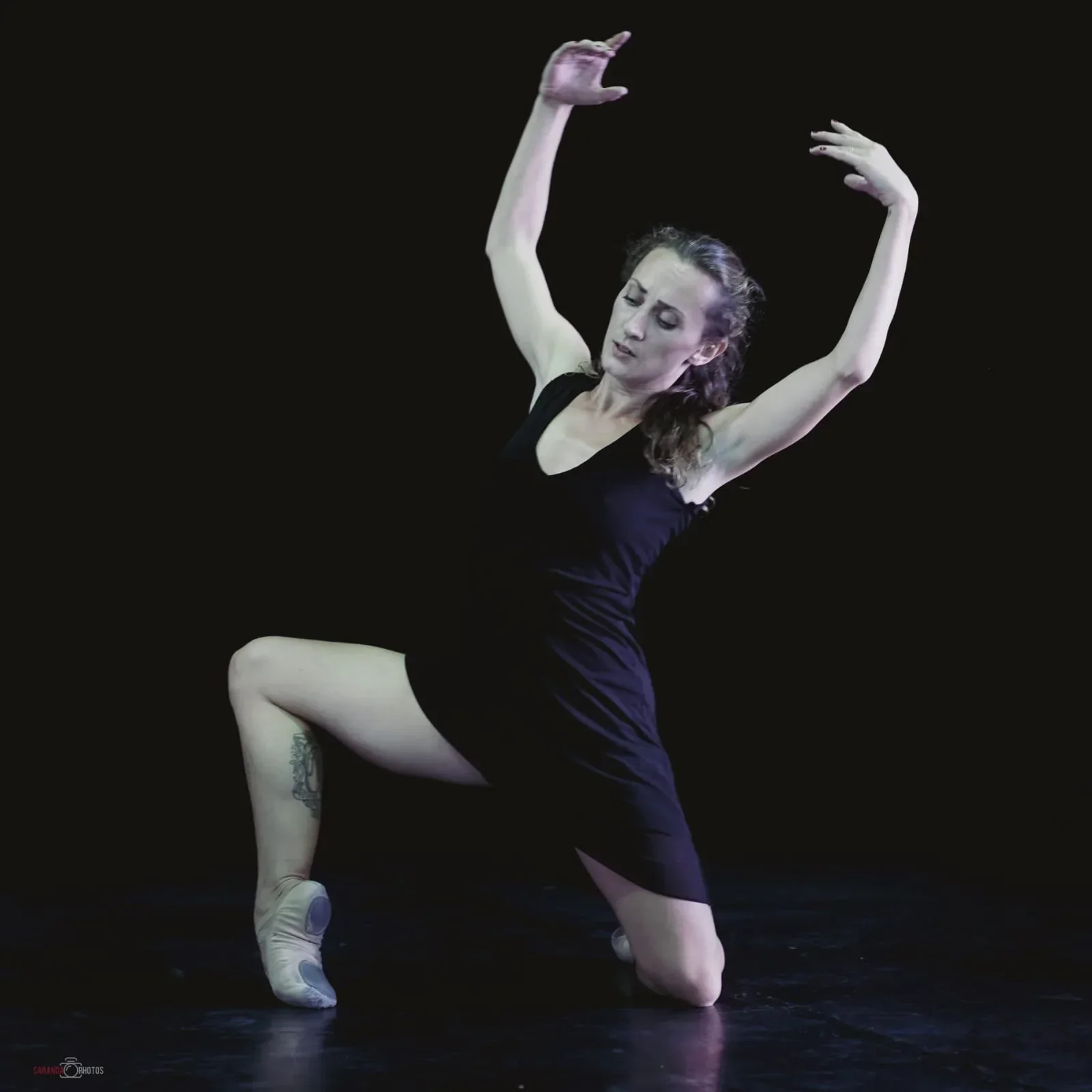 Portrait de Chloé Marcot, comédienne, danseuse et chorégraphe